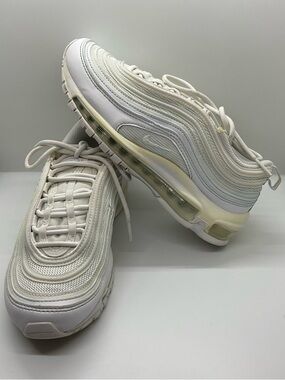 NIKE AIR MAX 97 Summit White in Womens size 6.5 Sneakers Tennis Shoe Jogging